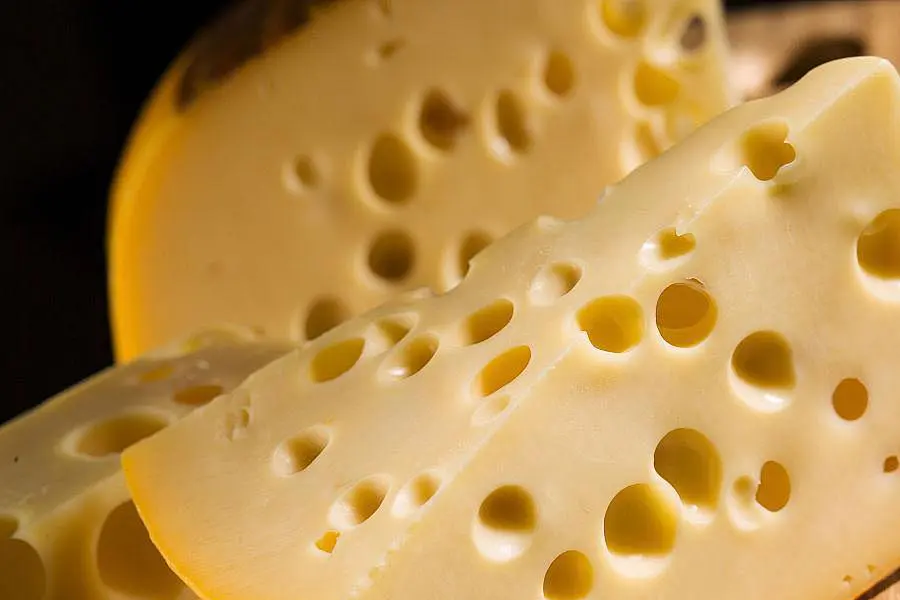Uses of Food Essences Elevating Taste Across the Food Industry-4